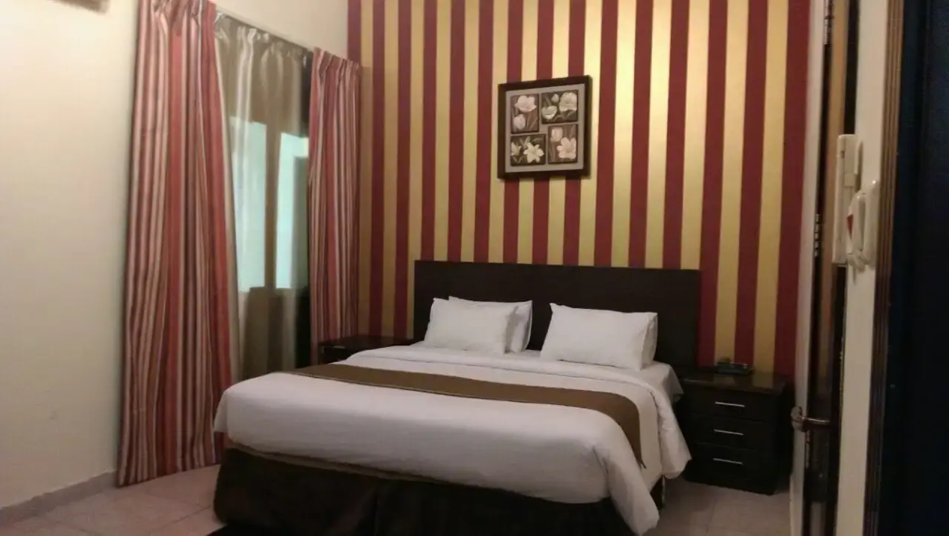 Hotel & Resort Golden Marina Yanbu  فندق ومنتجع جولدن مارينا ينبع إدارة وتشغيل شركة منتجع المرسى الذهبي
