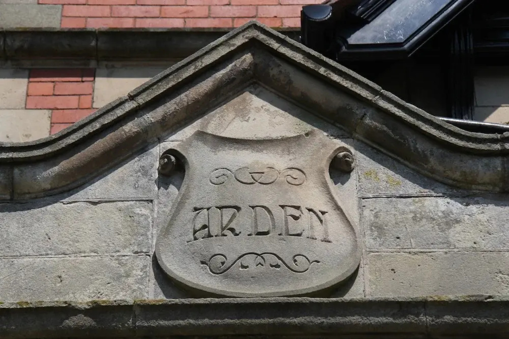 Arden House - Mackintosh Apartment
