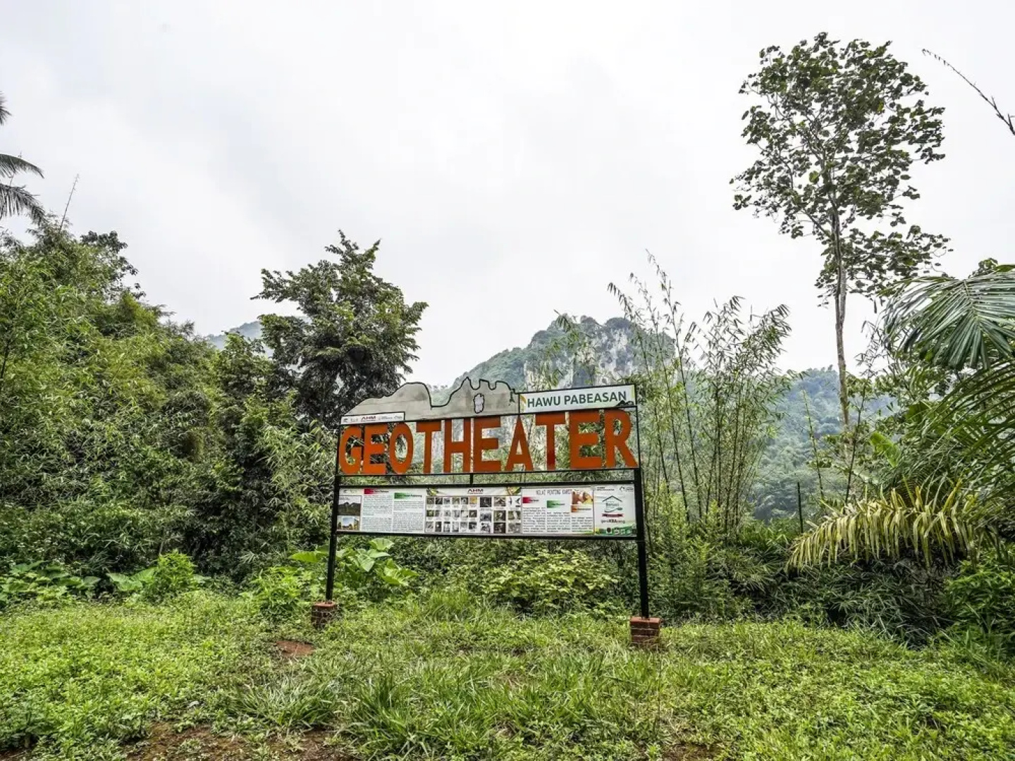 OYO Homes 90917 Eco Tourism Geopark Padalarang Homestay Syariah