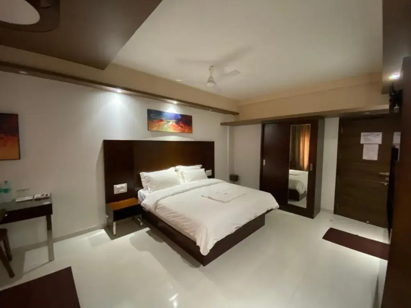 Tarkarli Niwas Nyahari