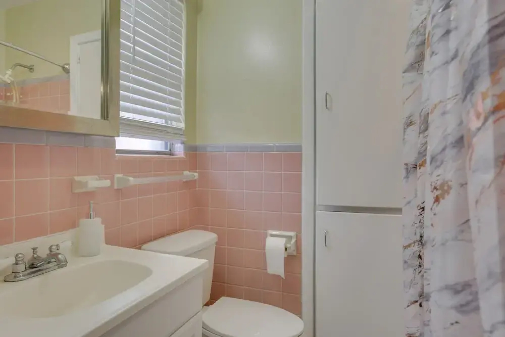 5 Mi to City Park: New Orleans Area Home