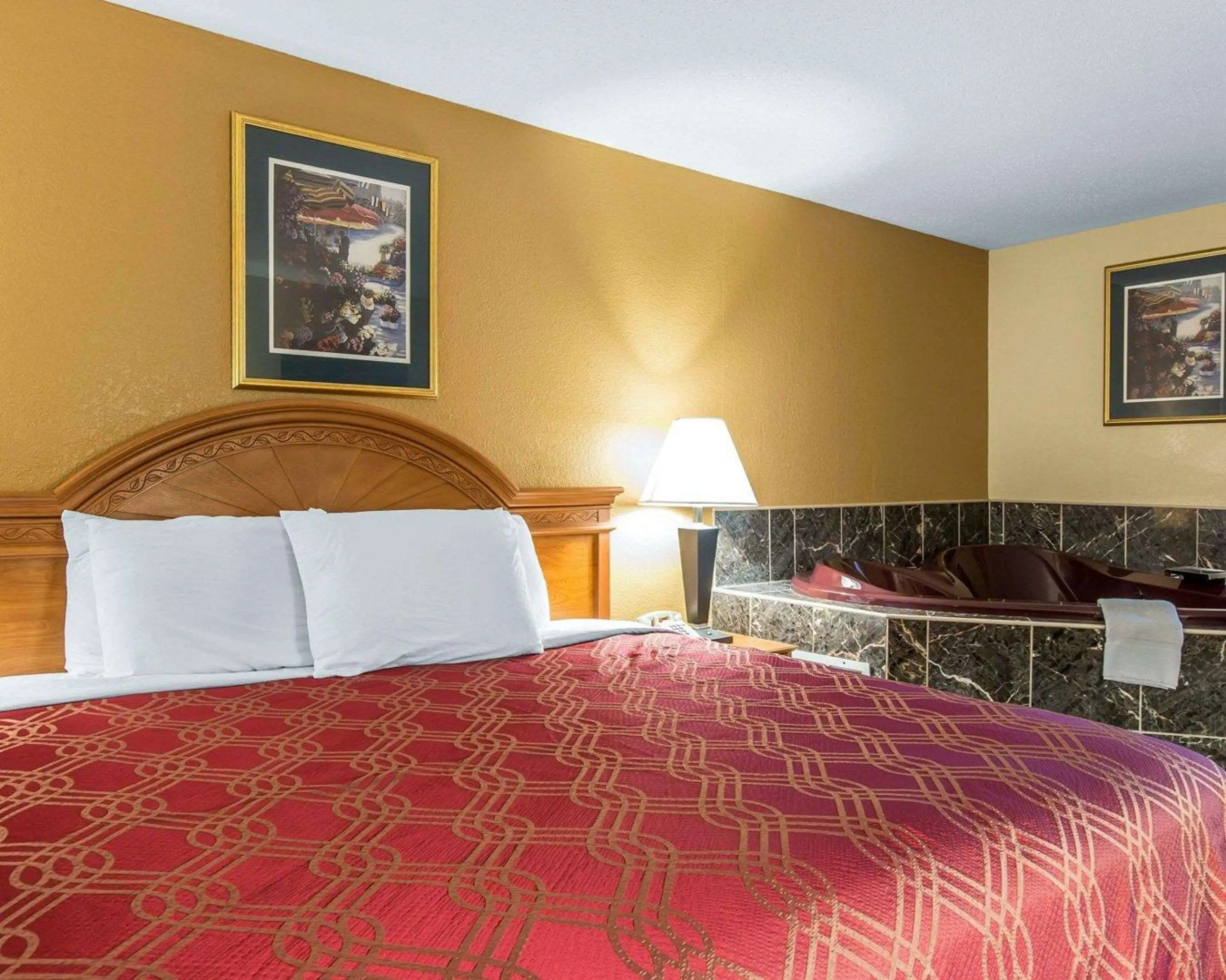 Econo Lodge Dalton West