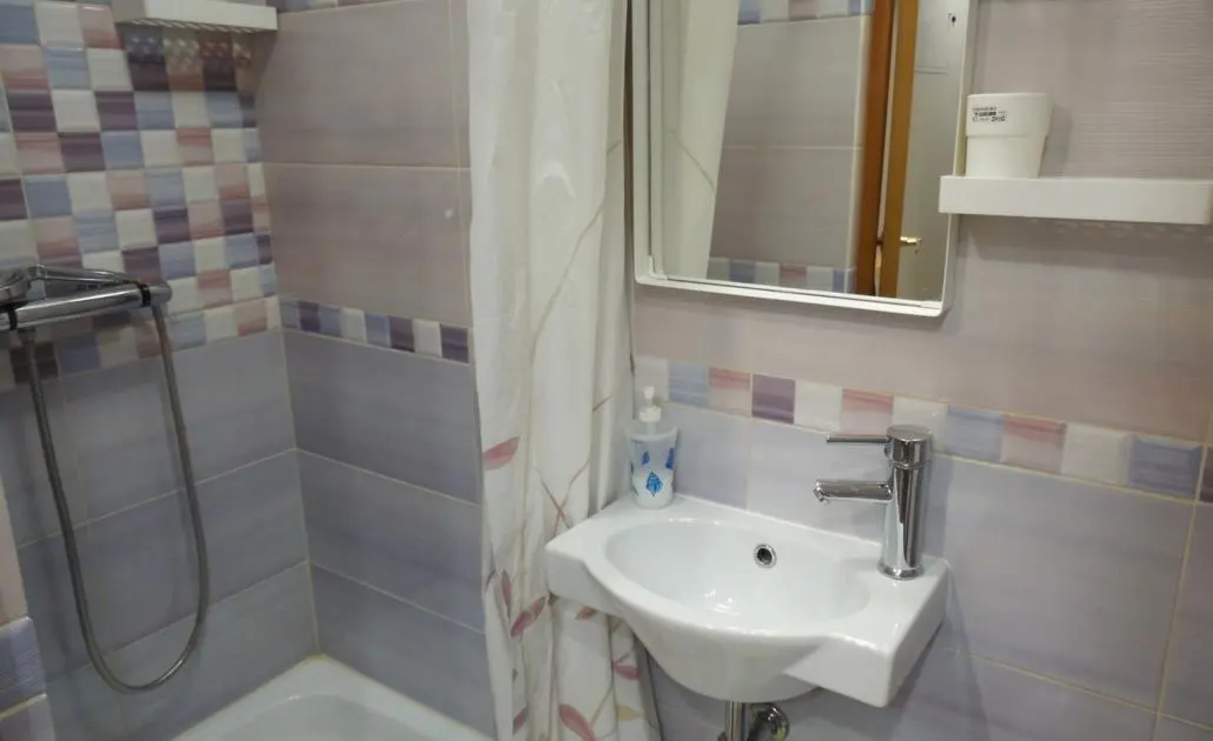 ApartUnit (АпартЮнит) на улице Челюскинцев