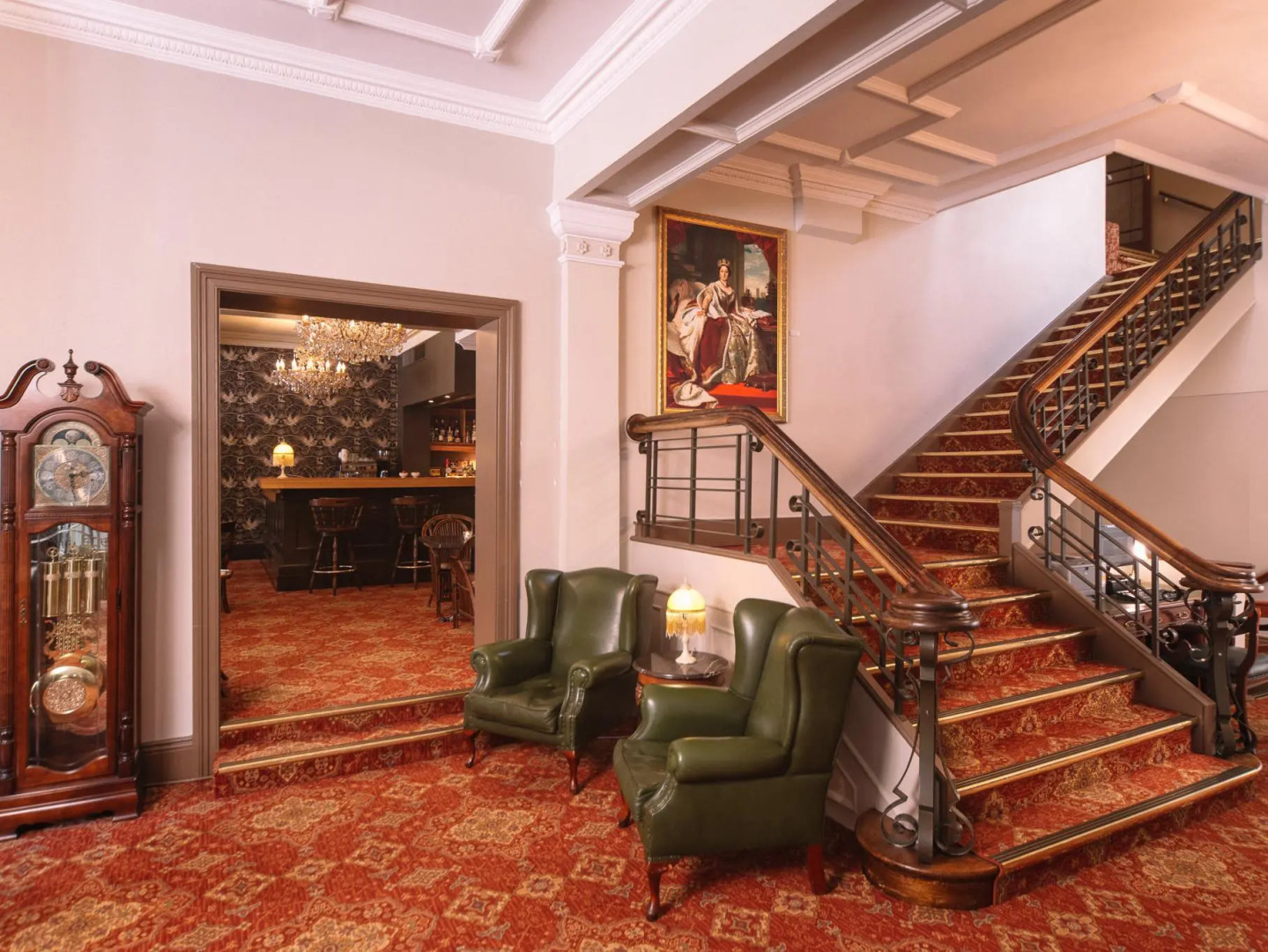 Hadley's Orient Hotel