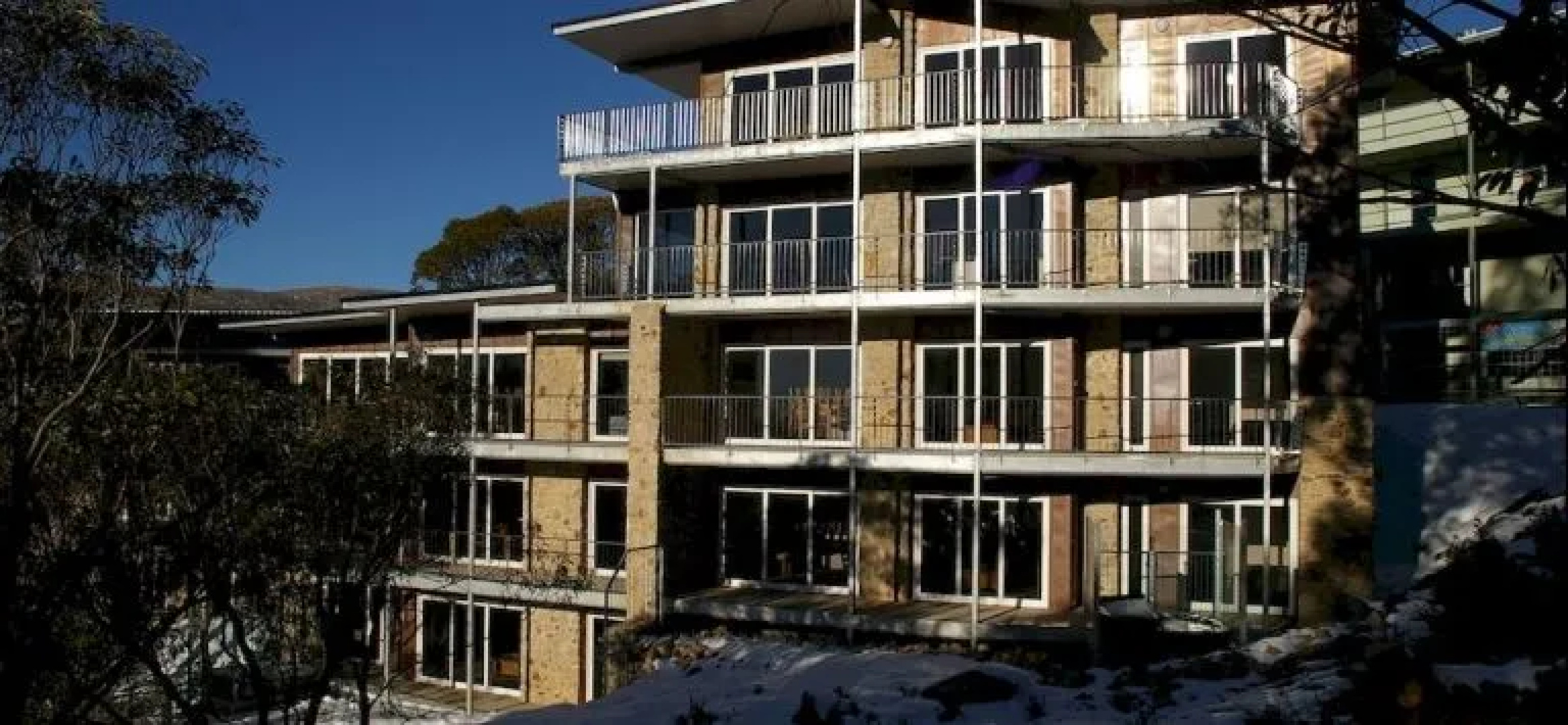 Ropers Apartments