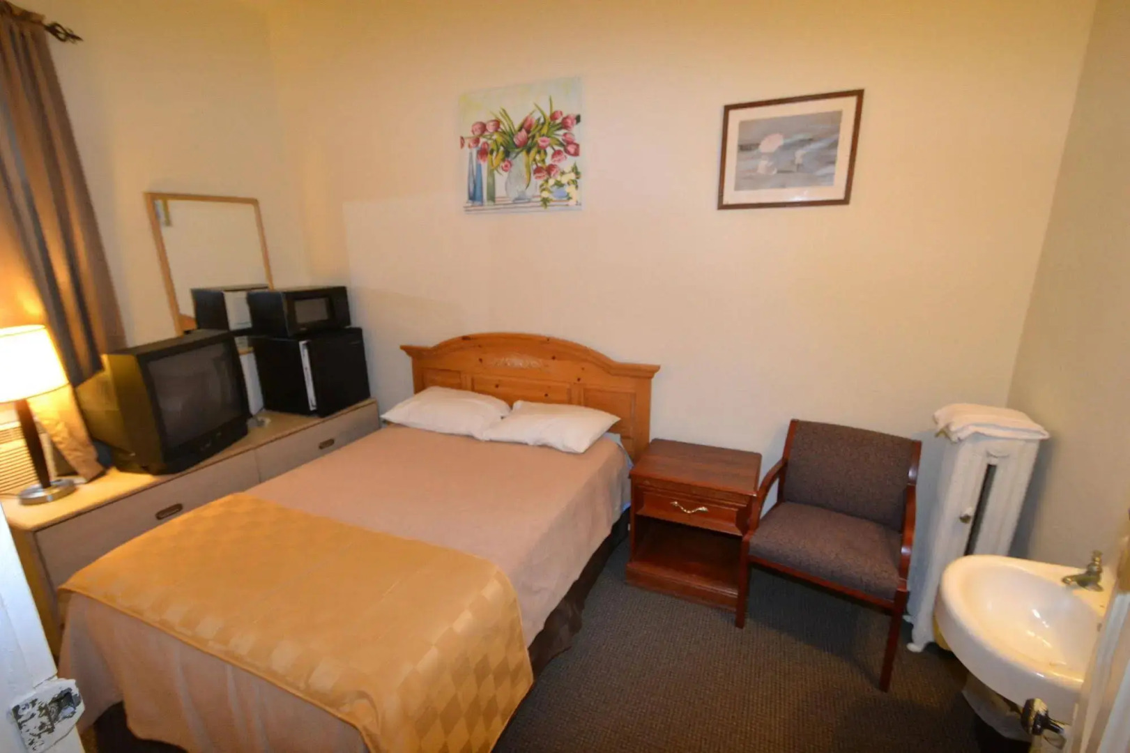 Perfect Stay Inn & Suites