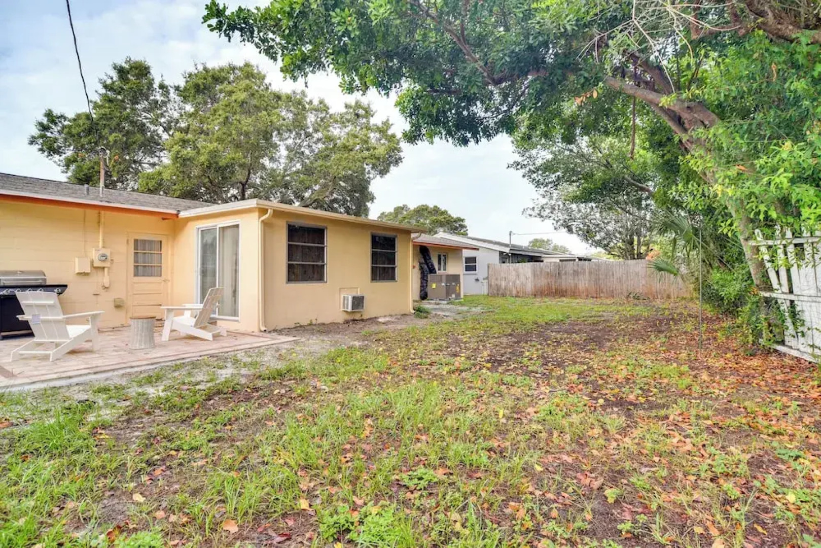 3 Mi to Beach: Seminole Retreat w/ Patio