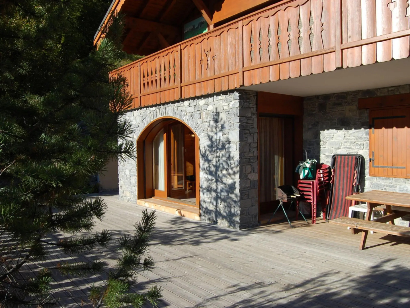 10-pers. Holiday Home With Sauna Near Center of Champagny