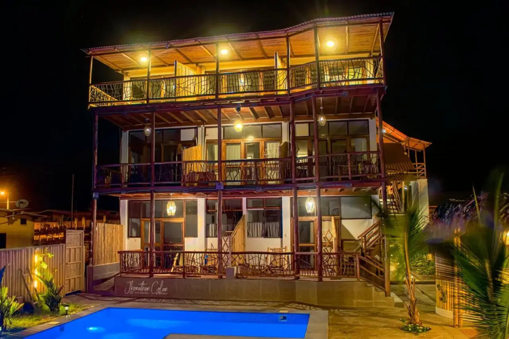 Maria Jose Bungalows