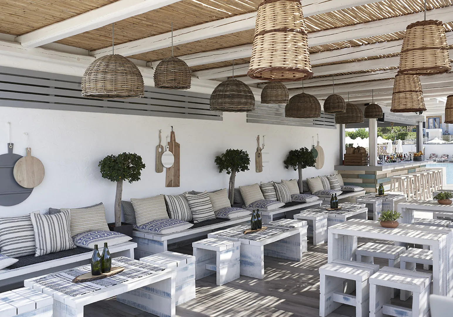 Pefki Islands Resort