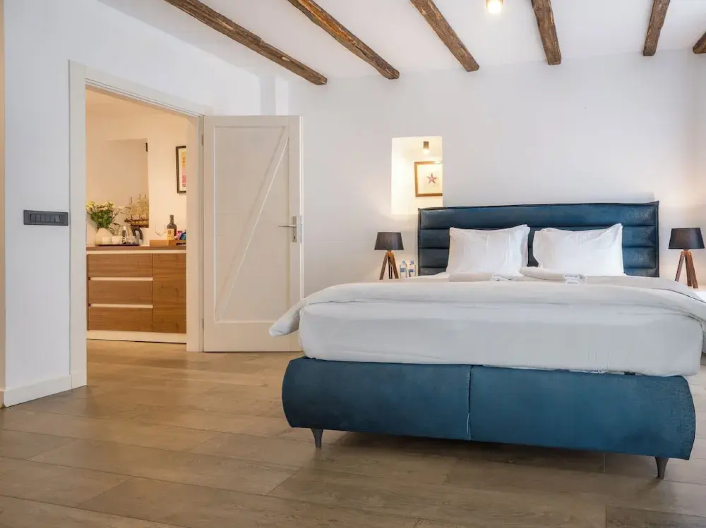 Conte Hotel & Restaurant