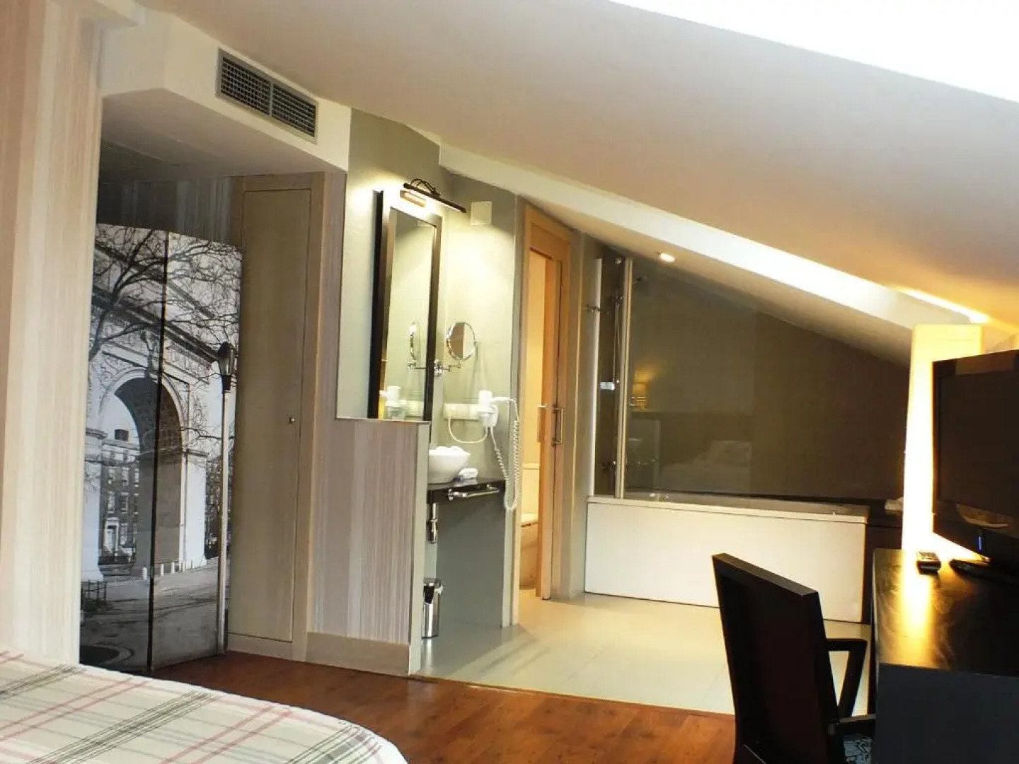 Hotel Puerta del Arco