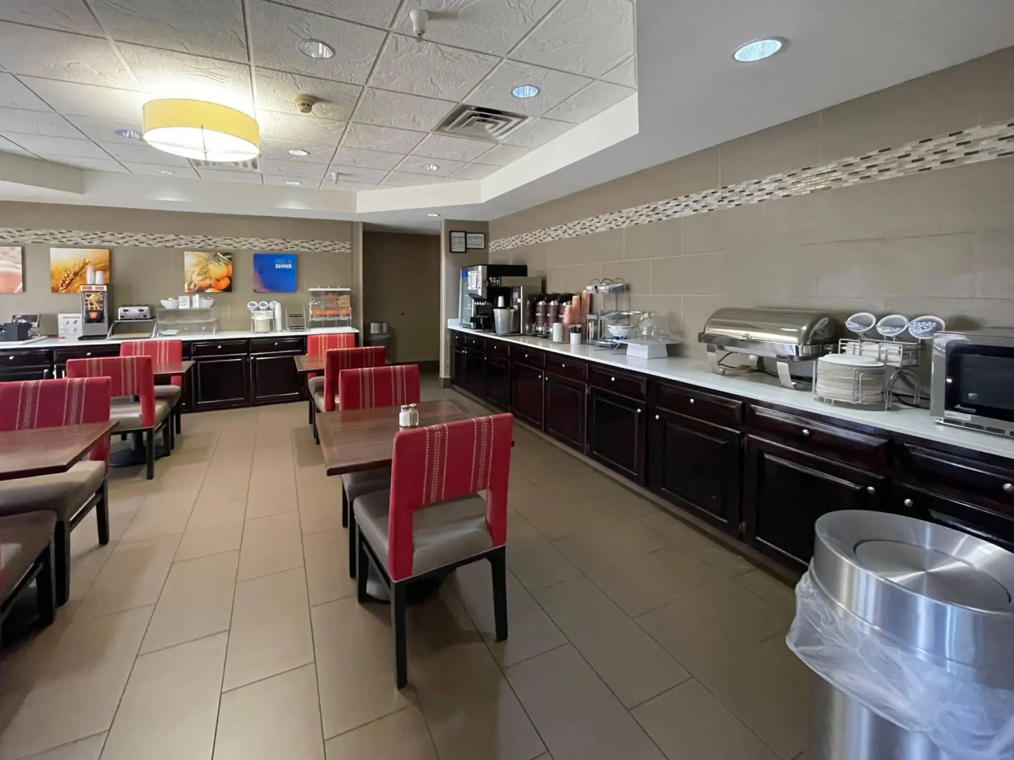 Comfort Suites