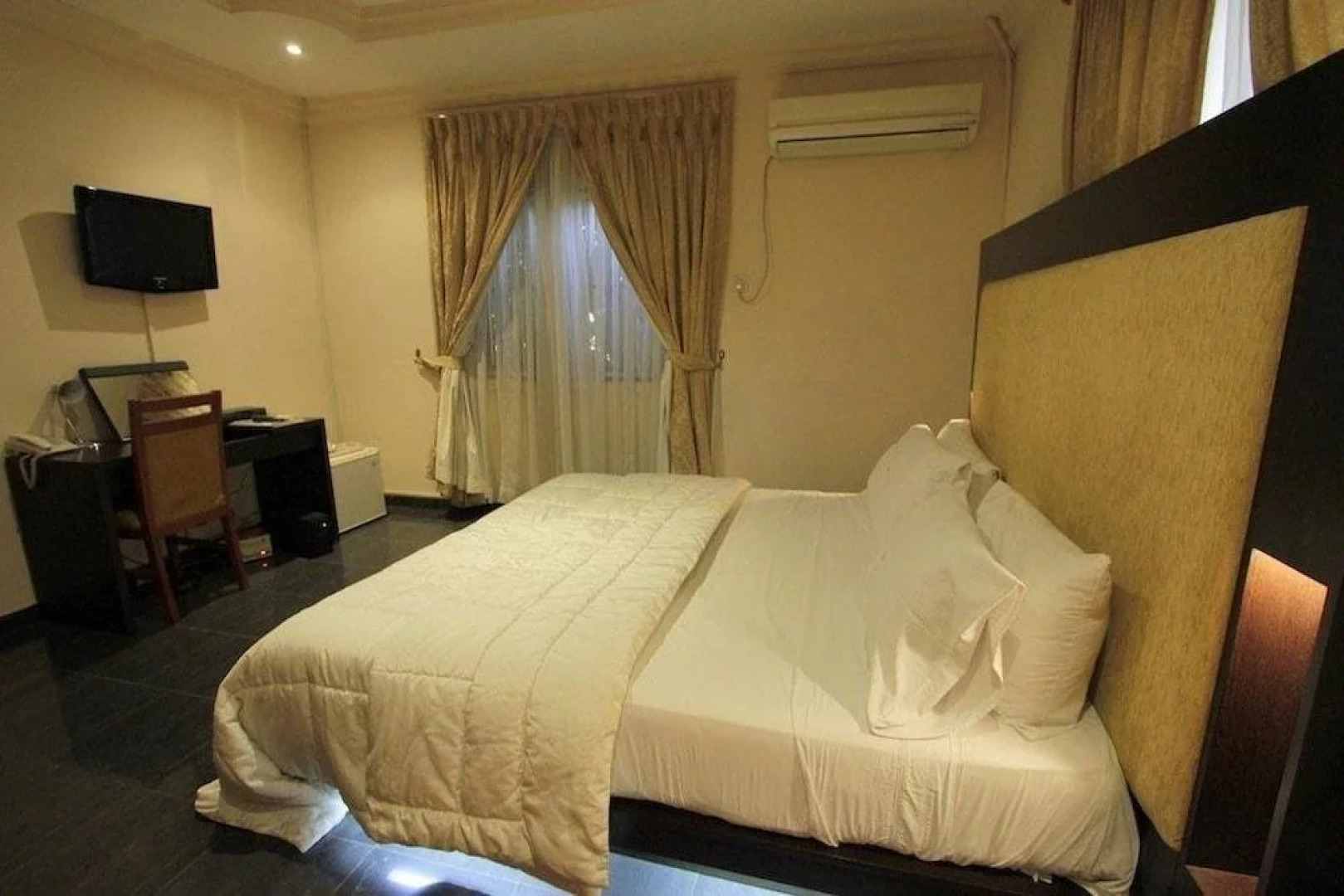 Viacasa Boutique Hotel