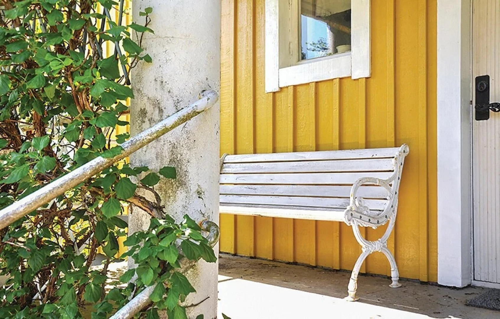 Awesome Home in Holsbybrunn With 7 Bedrooms and Wifi