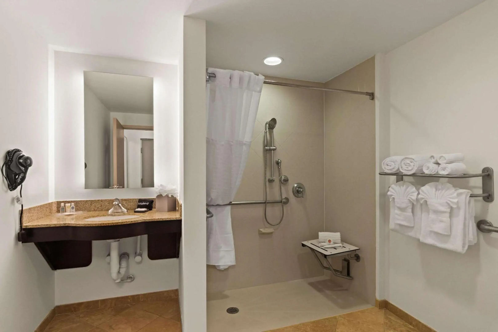 Comfort Suites Vero Beach I-95
