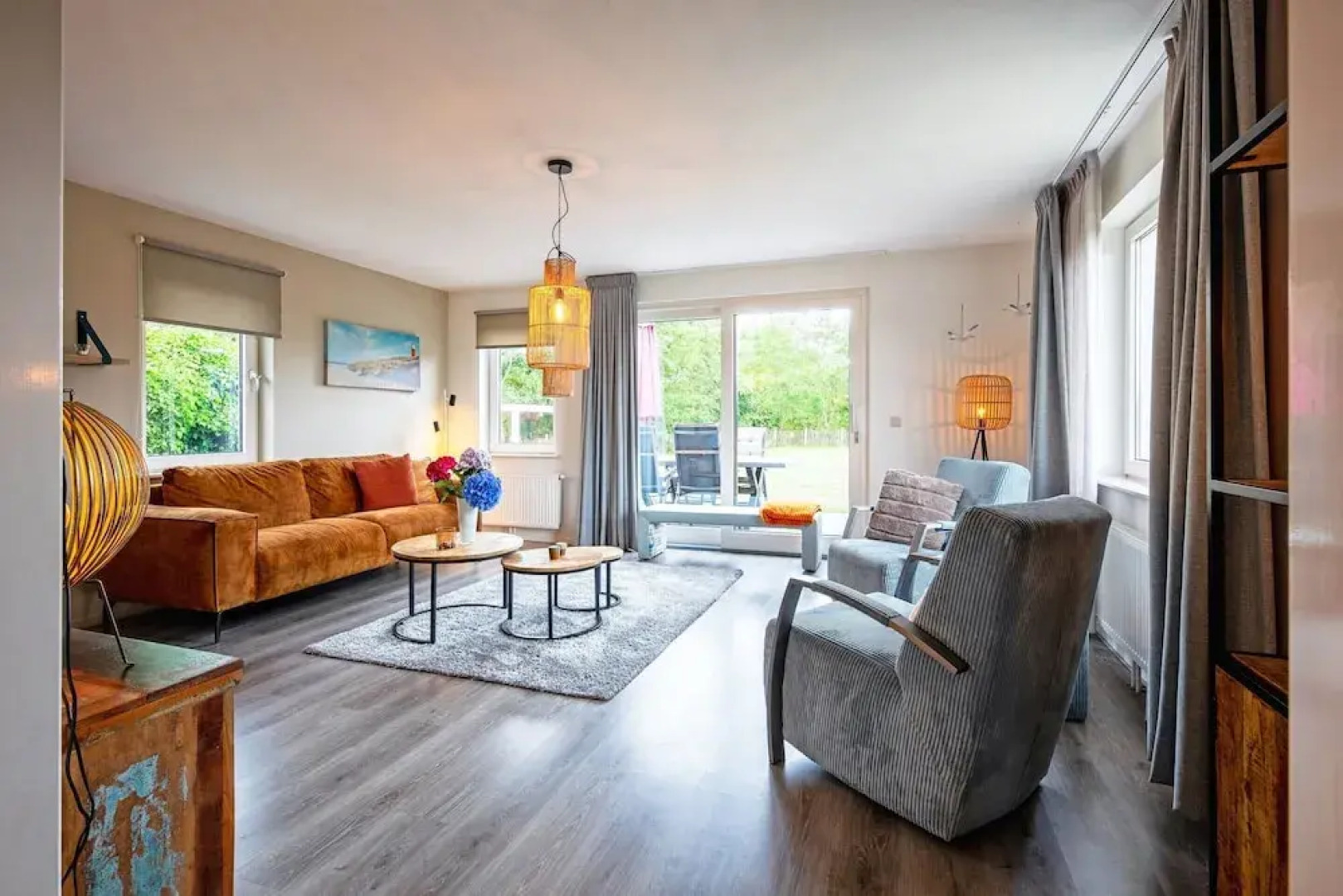 2 Cosy Homes With Wellness Garden