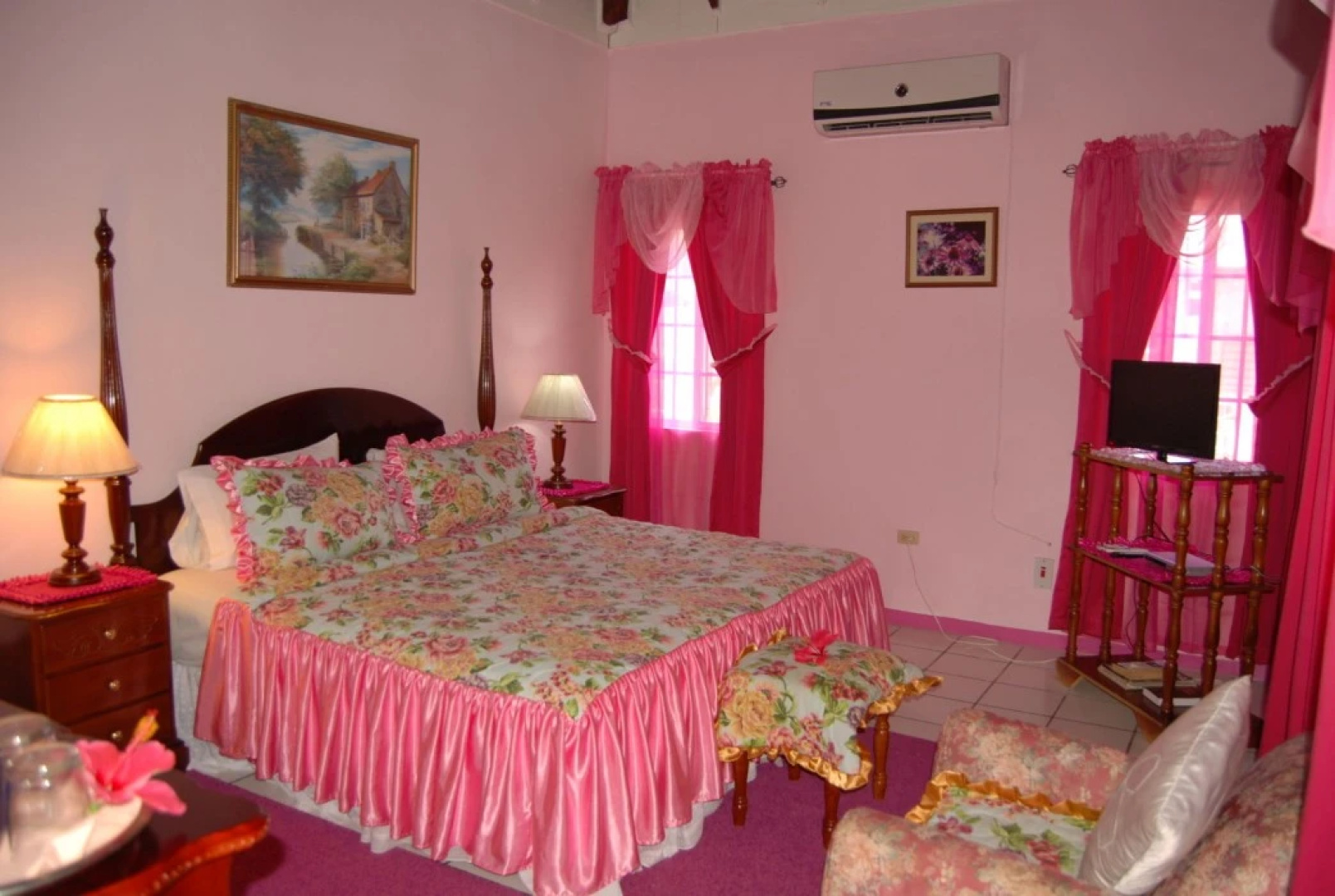 Pink Hibiscus Villa