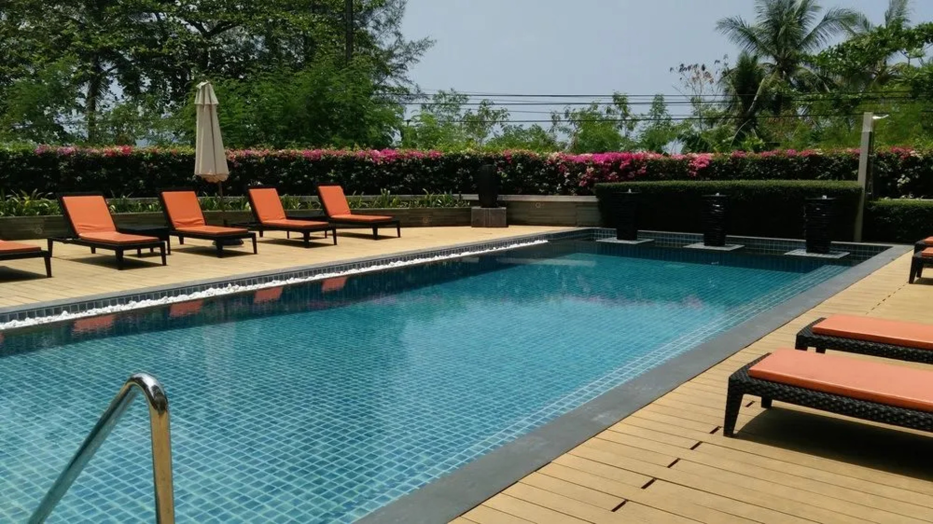 Absolute Nakalay Beach Resort