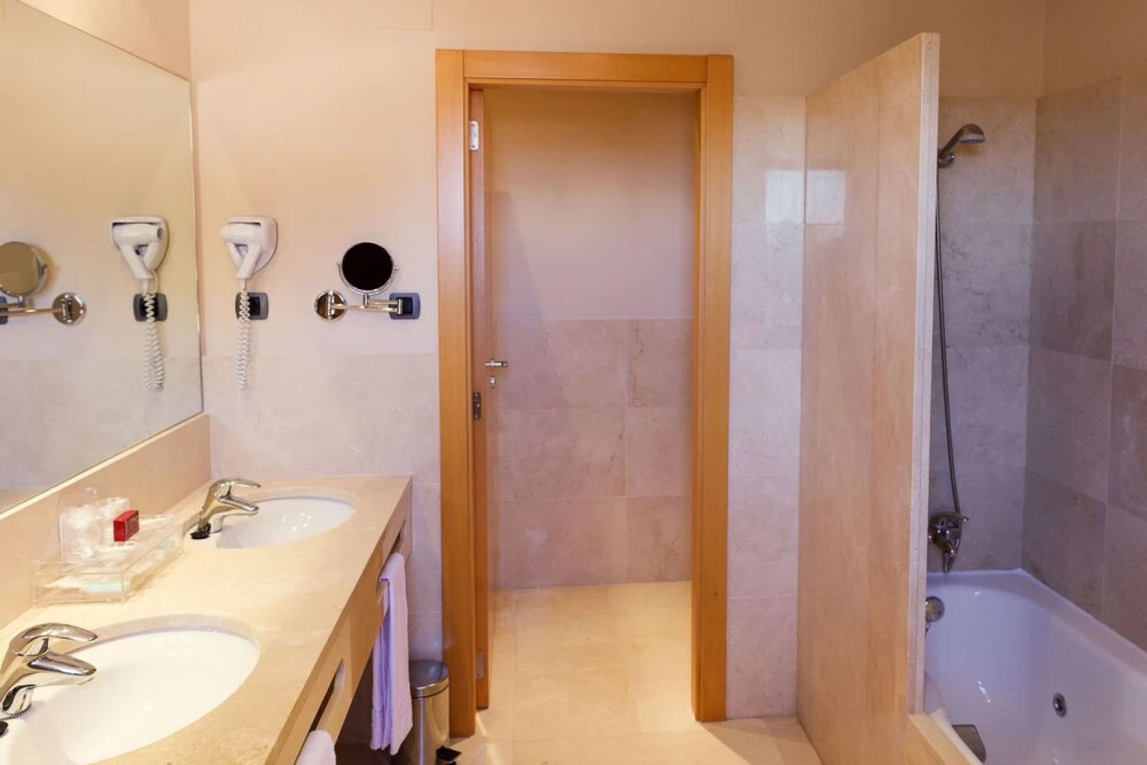 Hotel Puerta De Sahagun