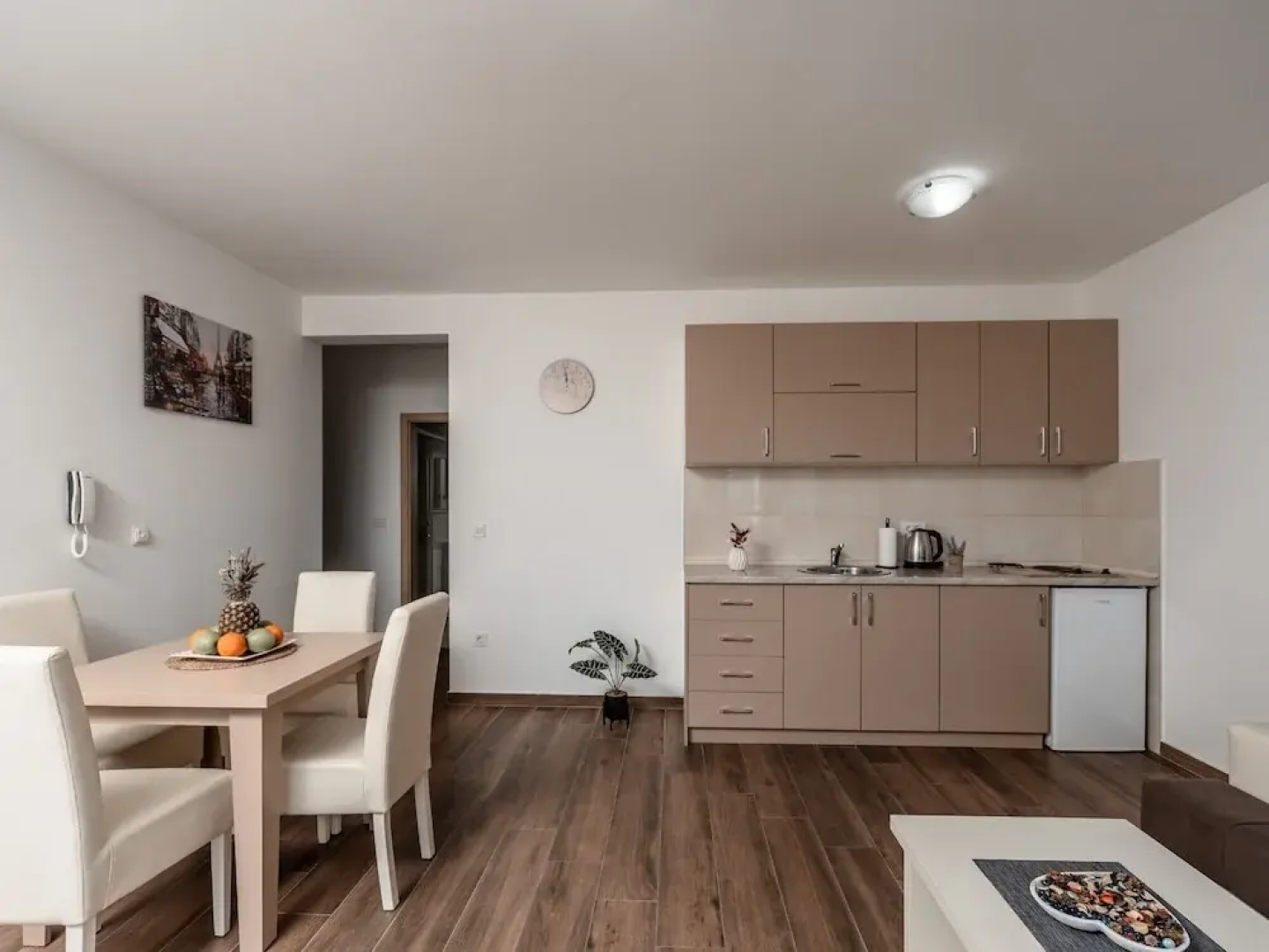 Apartments 4U