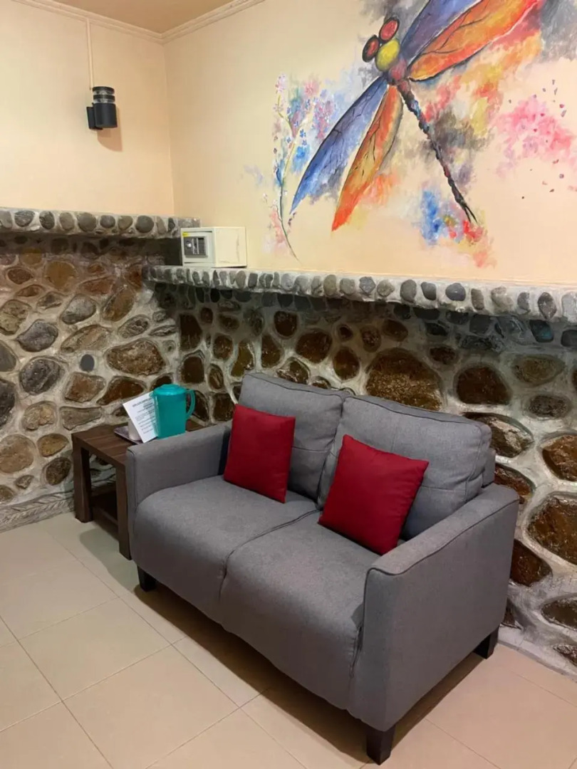 Kupu Kupu Garden Guest House & Cafe