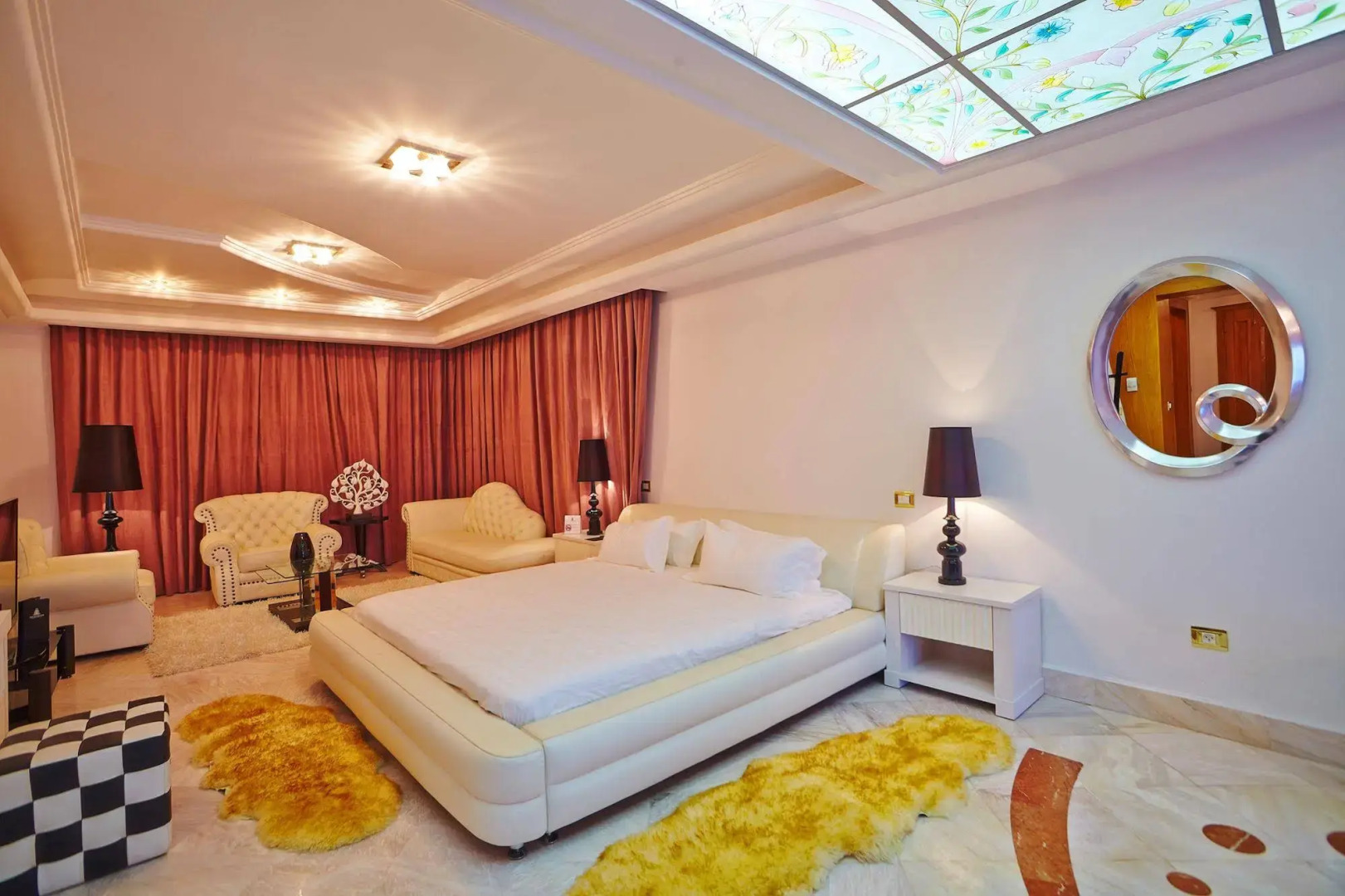 The Penthouse Suites Hotel