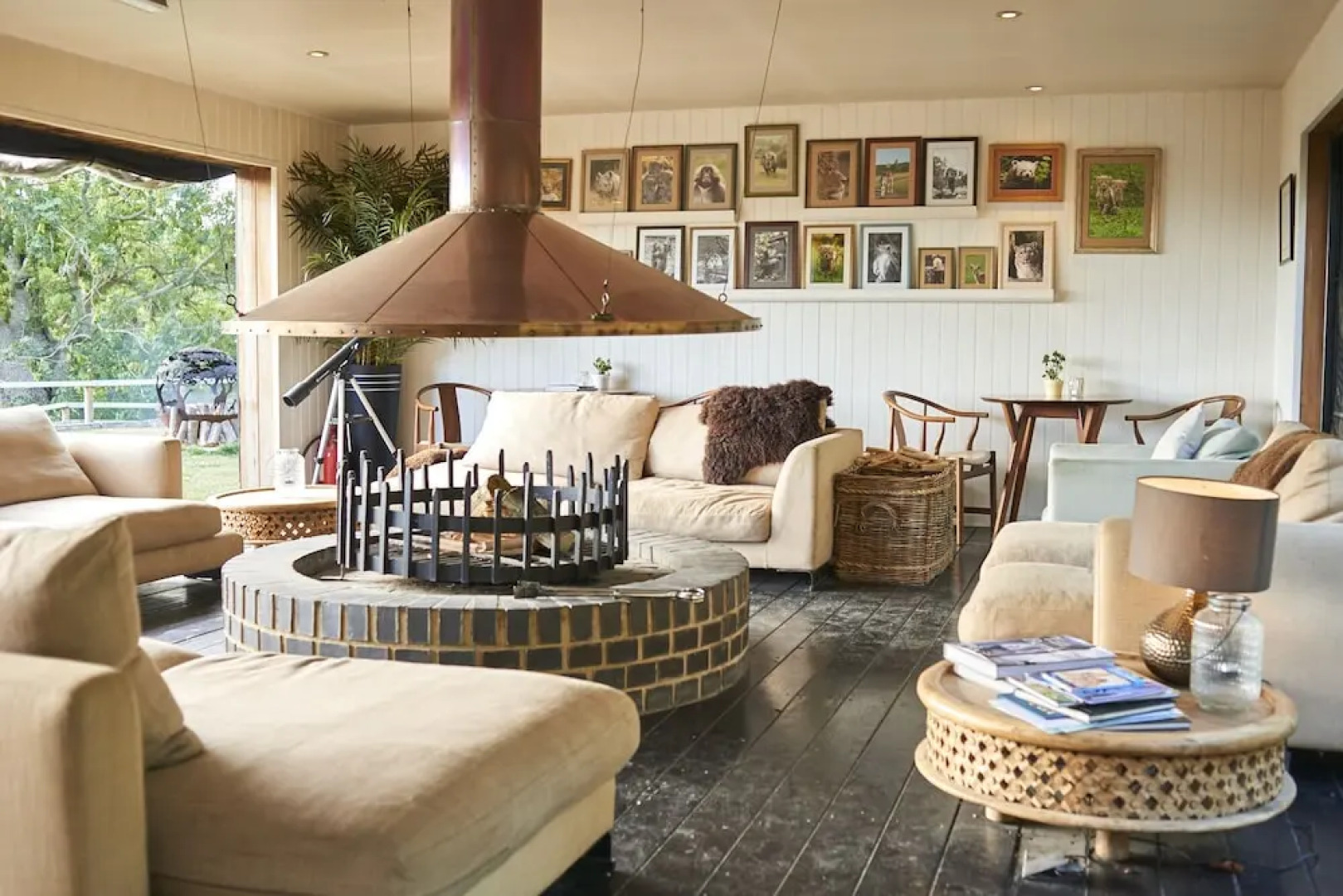 Treehouse Hotel - At Port Lympne Reserve