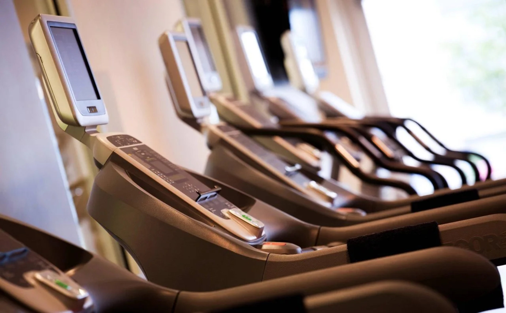 Renaissance by Marriott Boston Patriot Place Hotel