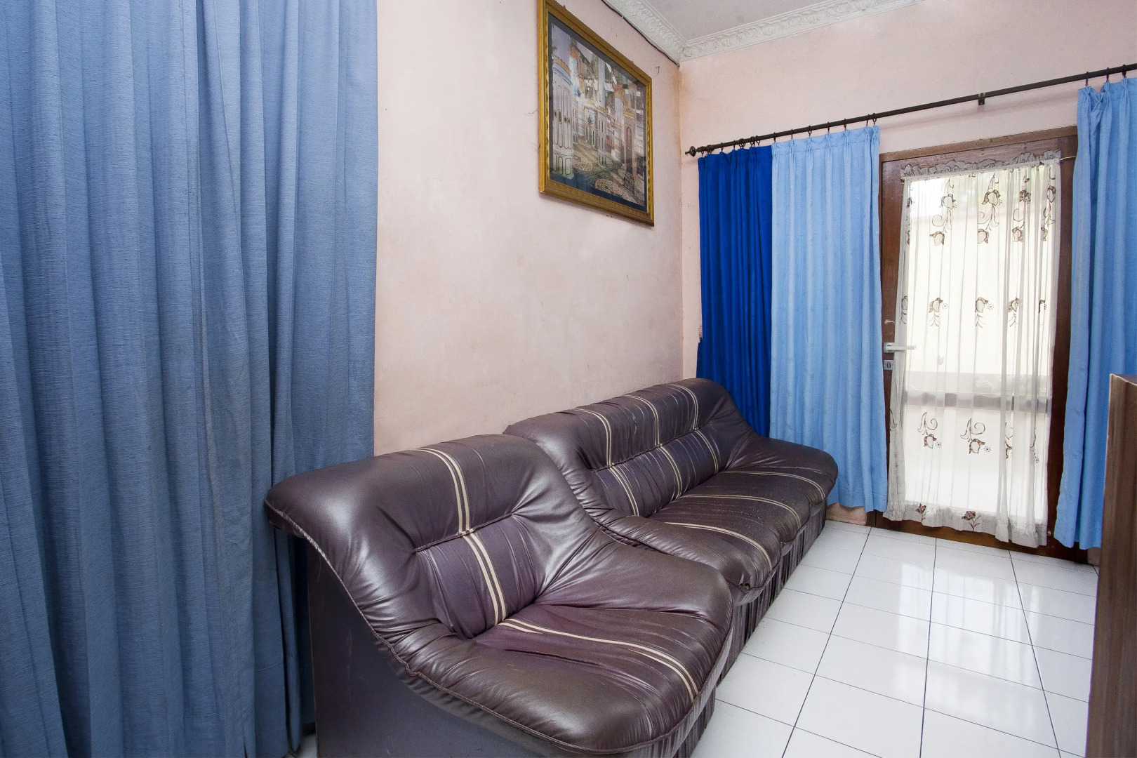 SPOT ON 2830 Azka Guest House Syariah