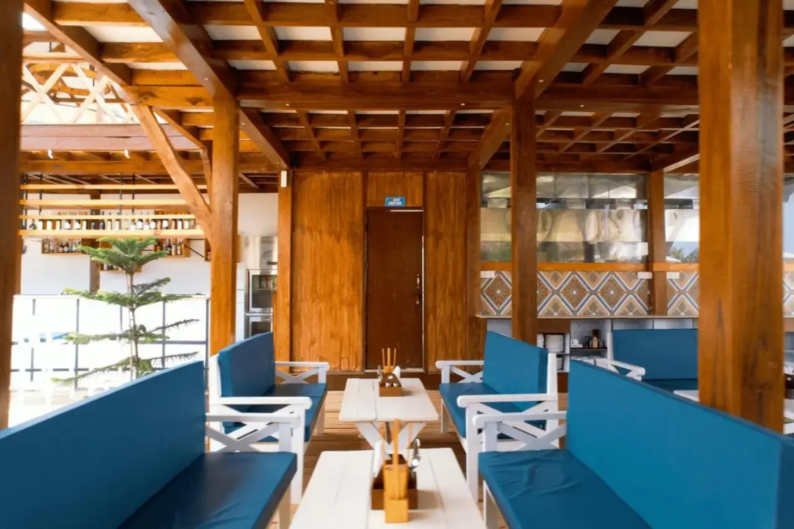 Sandbanks Beach Villas Morjim