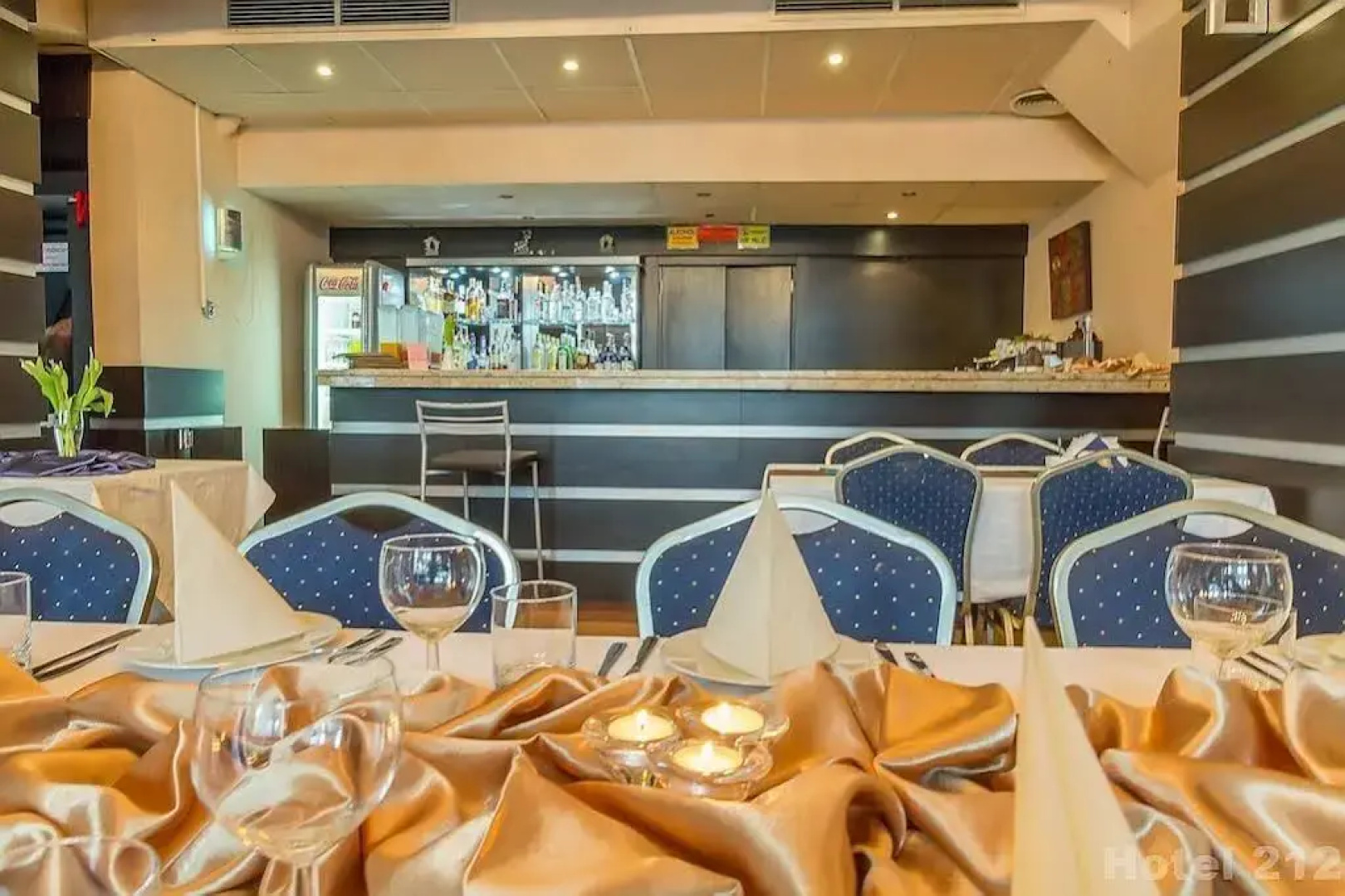 Hotel 212