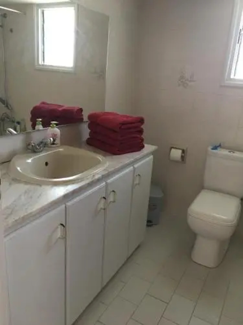 Spectacular 3 Bed Apartment