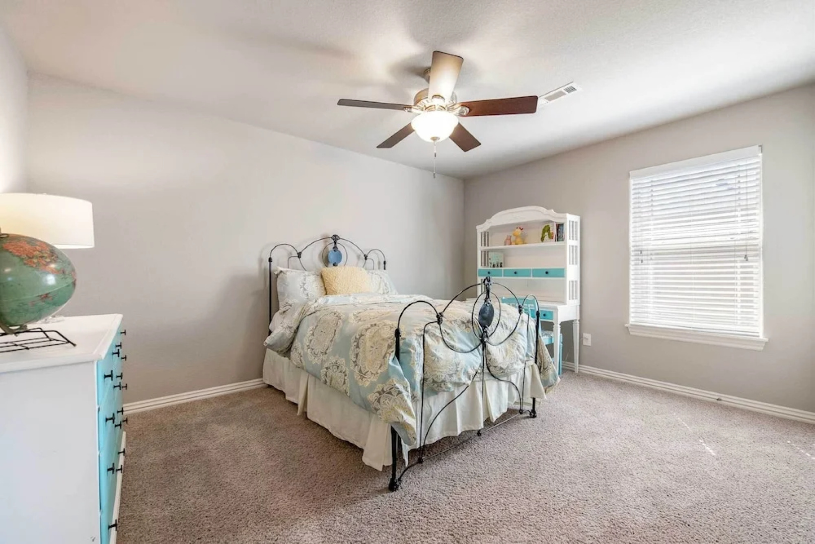 Near Hiking & Biking: Convenient Home in Rogers!