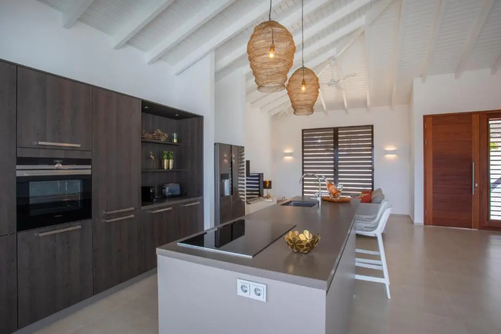 Blue Bay Exclusive - 66