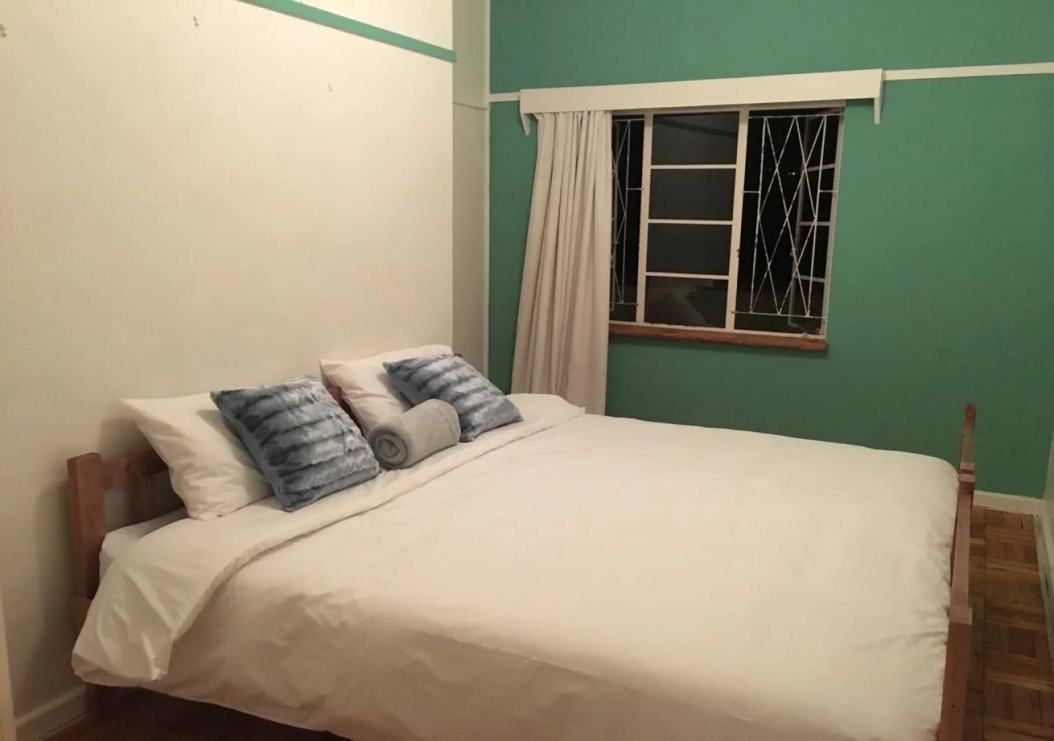 Wanderlust Adventures - Hostel/Backpacker
