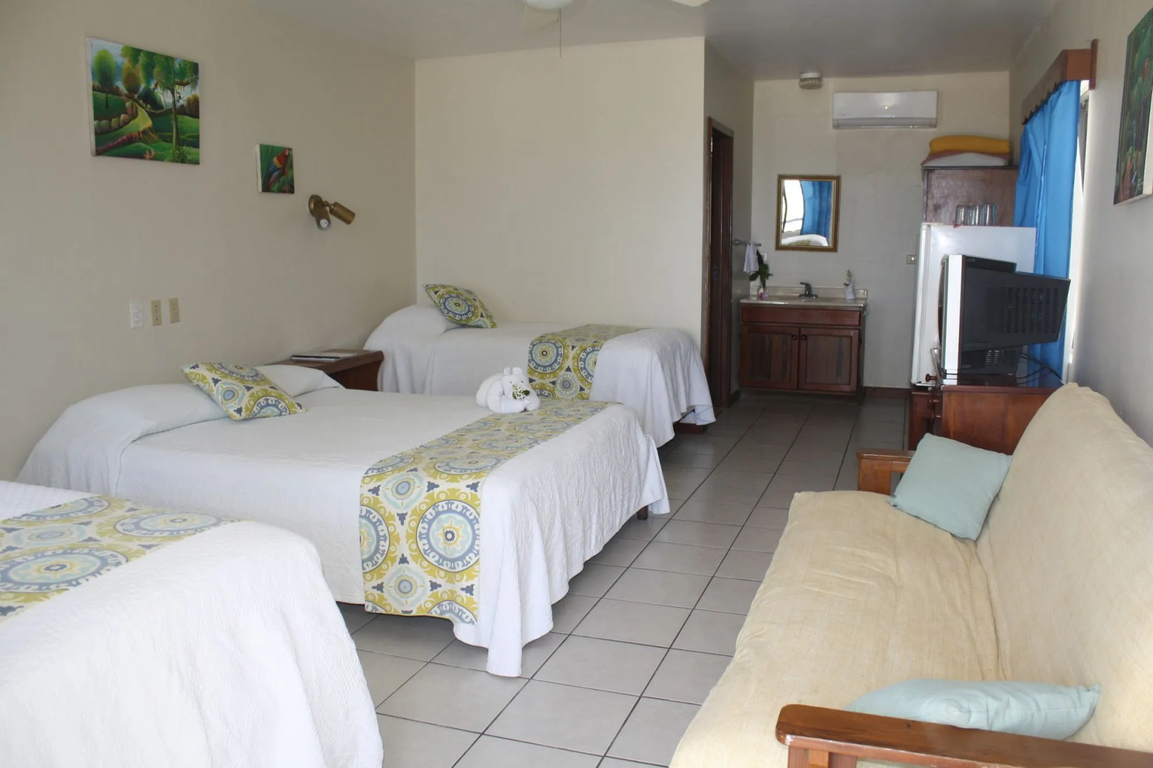San Pedro Holiday Hotel