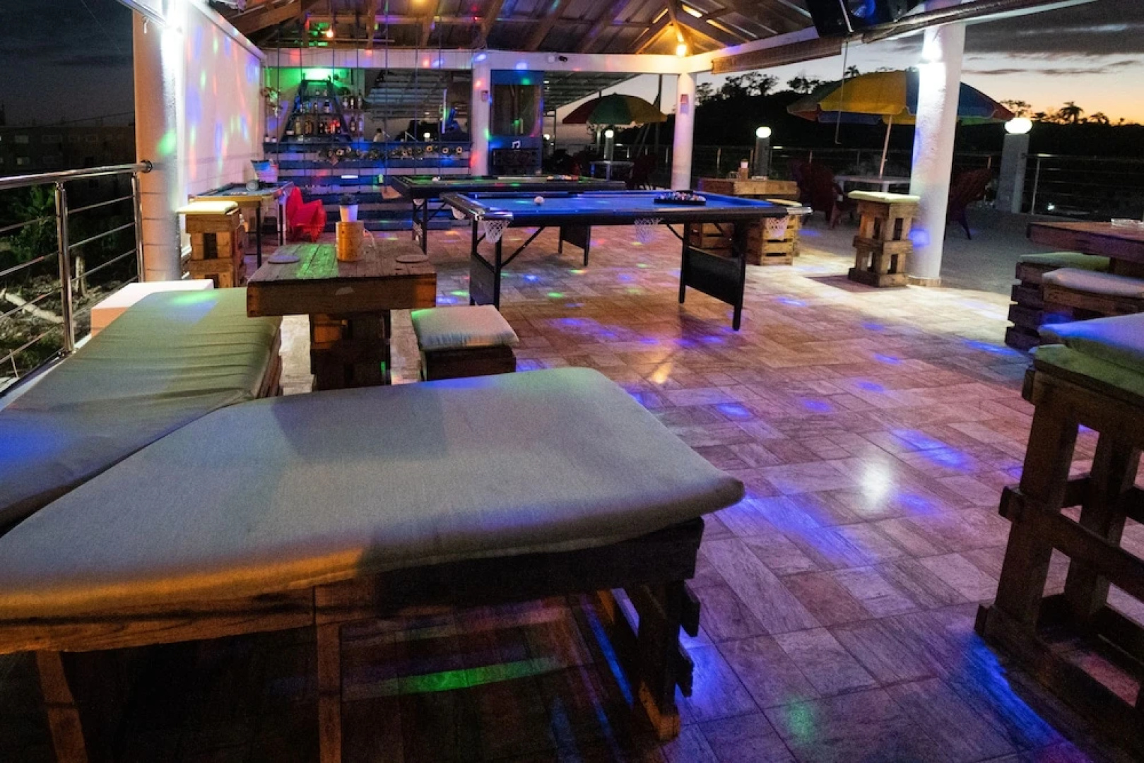 Edma Aparta Hotel