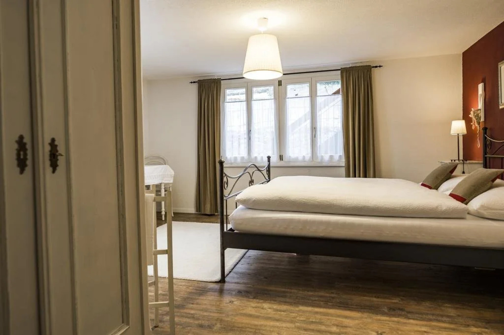 B3 Boutique-Bed & Breakfast