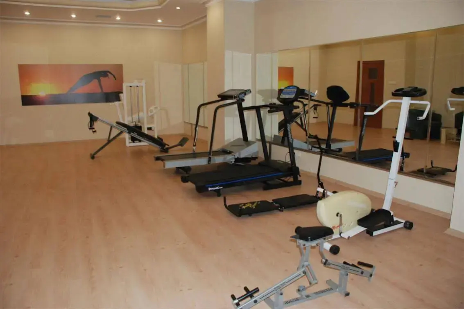 Grand Isias Hotel