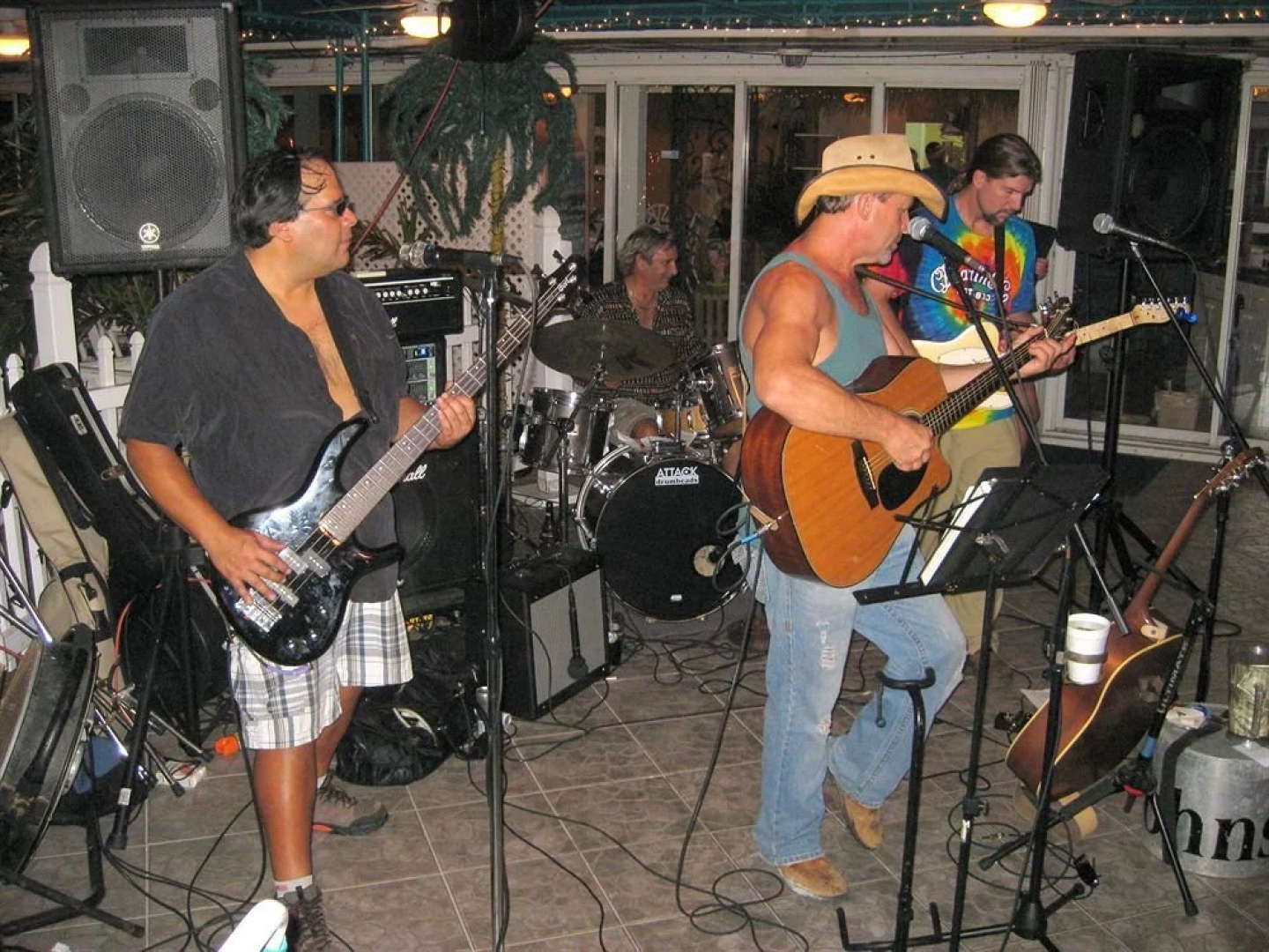 Cabana Breezes Suites