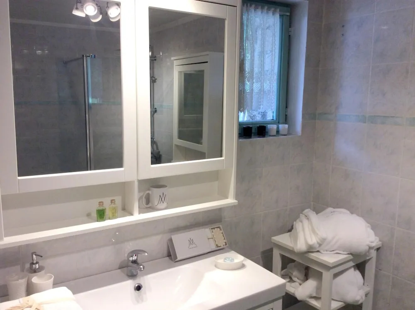 House With one Bedroom in Abjat-sur-bandiat, With Shared Pool, Furnished Garden and Wifi