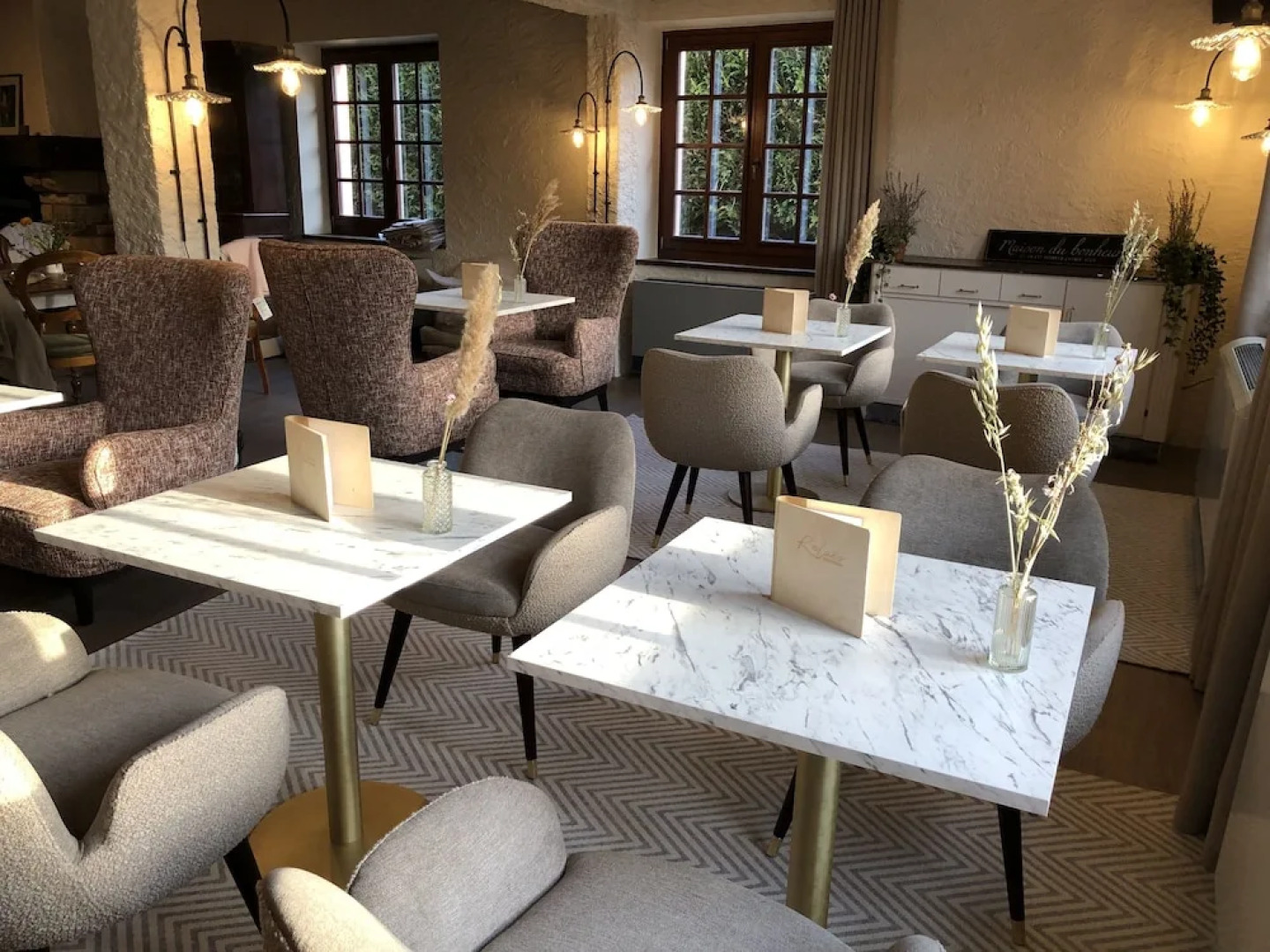 Hôtel-Restaurant Au Relais Du Château Mensberg