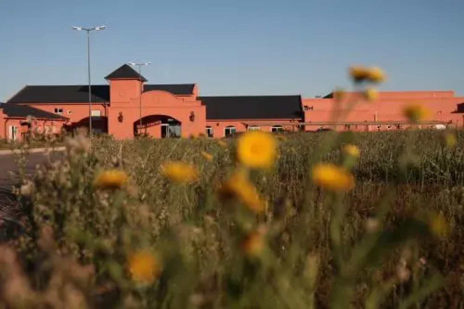 Nawan Resort Serrano