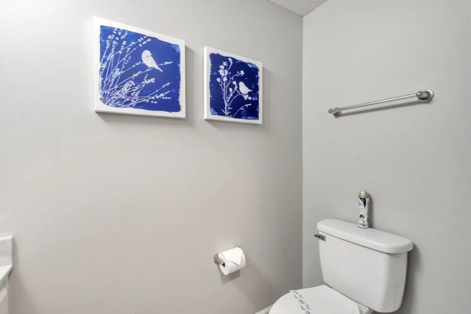 Eagles Nest 2 Bedroom Townhouse by Redawning