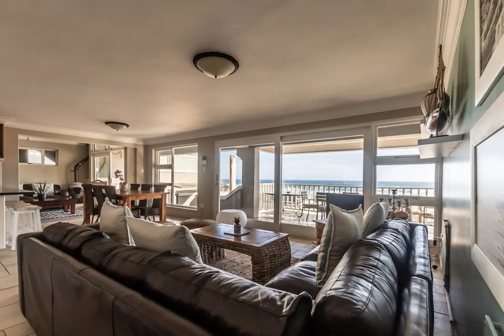 Dutton's Cove Guesthouse