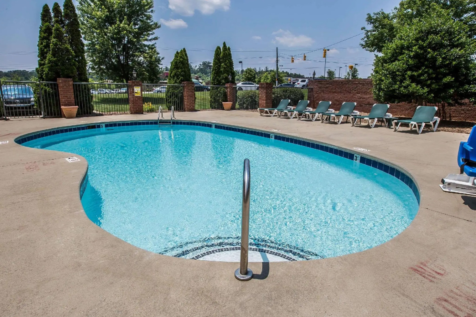 Comfort Inn & Suites Lenoir Hwy 321 Northern Foothills