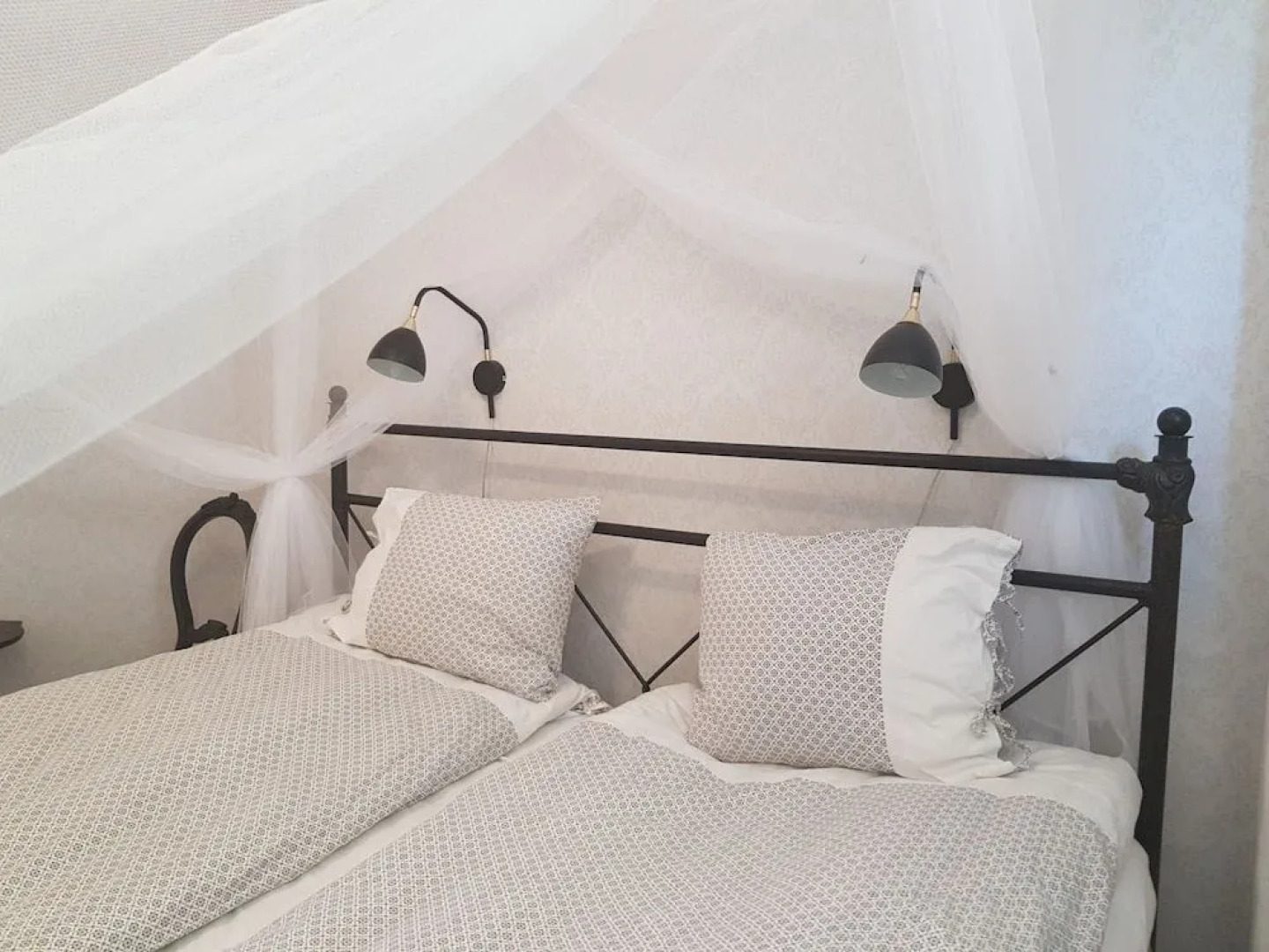 Ellas Bed & Breakfast