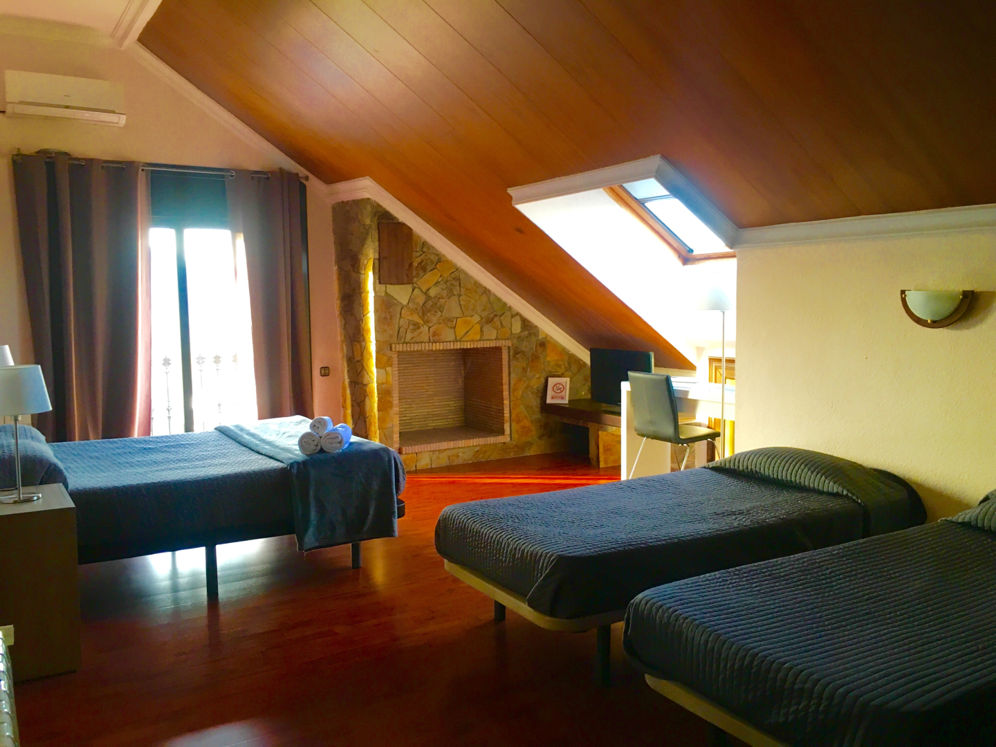 Отель El Petit Mirador