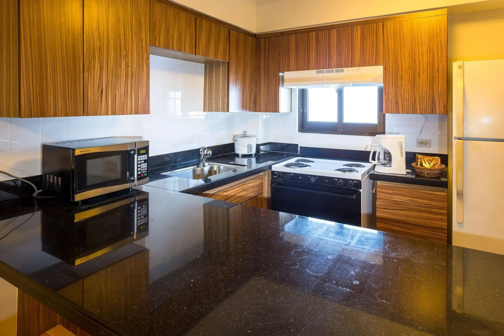 Oceanview Hotel & Residences